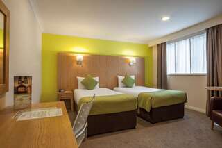 Отель Skeffington Arms Hotel Голуэй Двухместный номер с 2 отдельными кроватями-2
